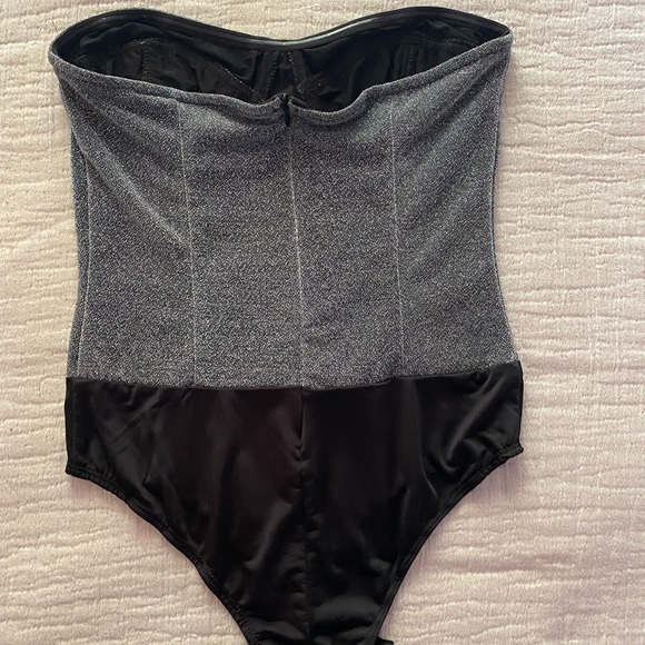 strapless bodysuit - Picture 3 of 6